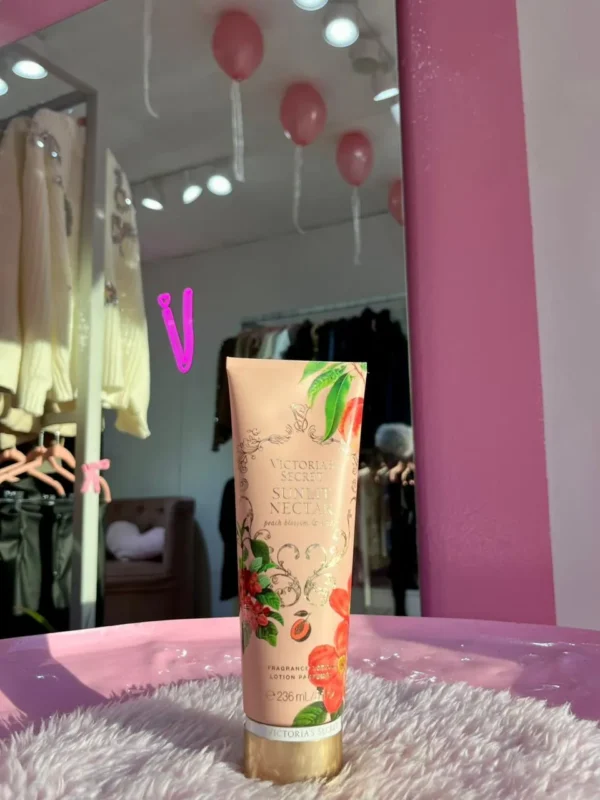 Crema Sunlit Nectar – Victoria’s Secret