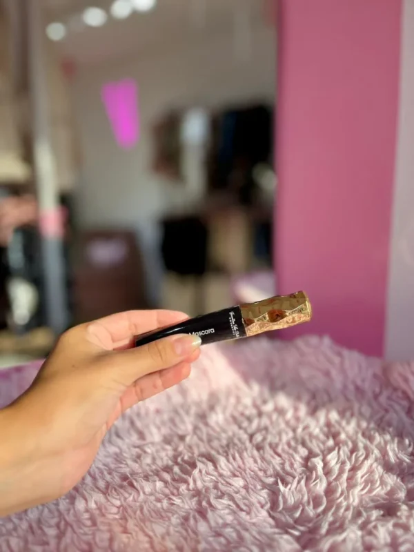 WhatsApp Image 2026-04-01 at 11.07.53 AM (2) Máscara de Pestañas Jasmine – La Belle