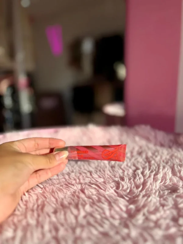 WhatsApp Image 2026-04-01 at 11.17.40 AM (1) Gloss Candied Apple – Victoria’s Secret
