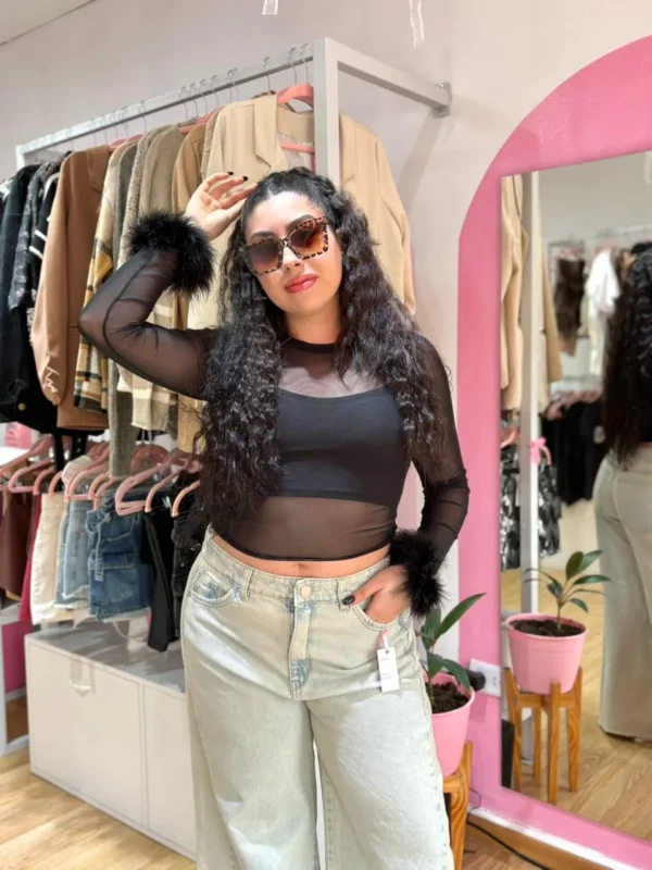 Blusa Vanitty de Microtull con Plumas – Negro