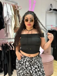 Top de Microfibra con Cuello Bote