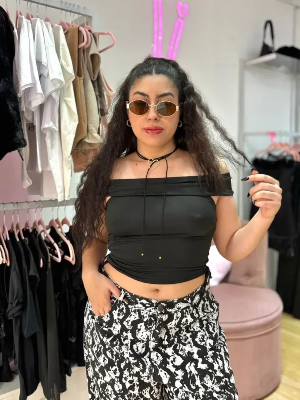 Top de Microfibra con Cuello Bote