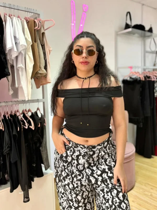 Top de Microfibra con Cuello Bote