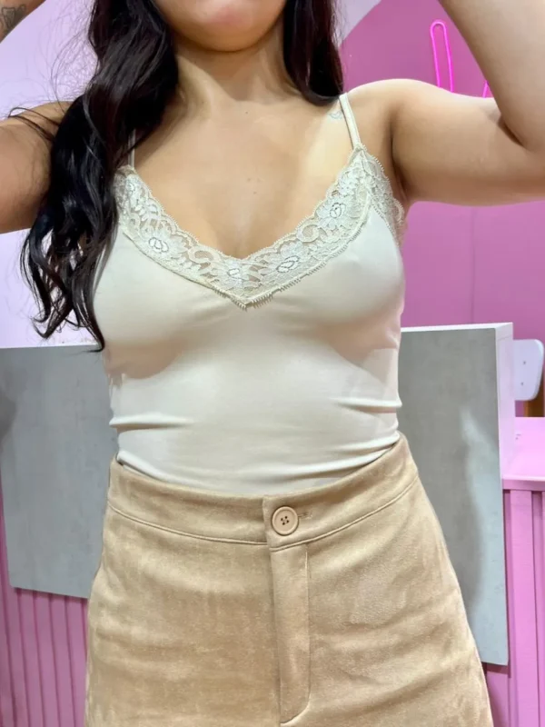 Body Basic Musculosa con Encaje